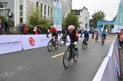 石臺縣隆重舉辦體育賽事活動，點燃全民運動熱潮